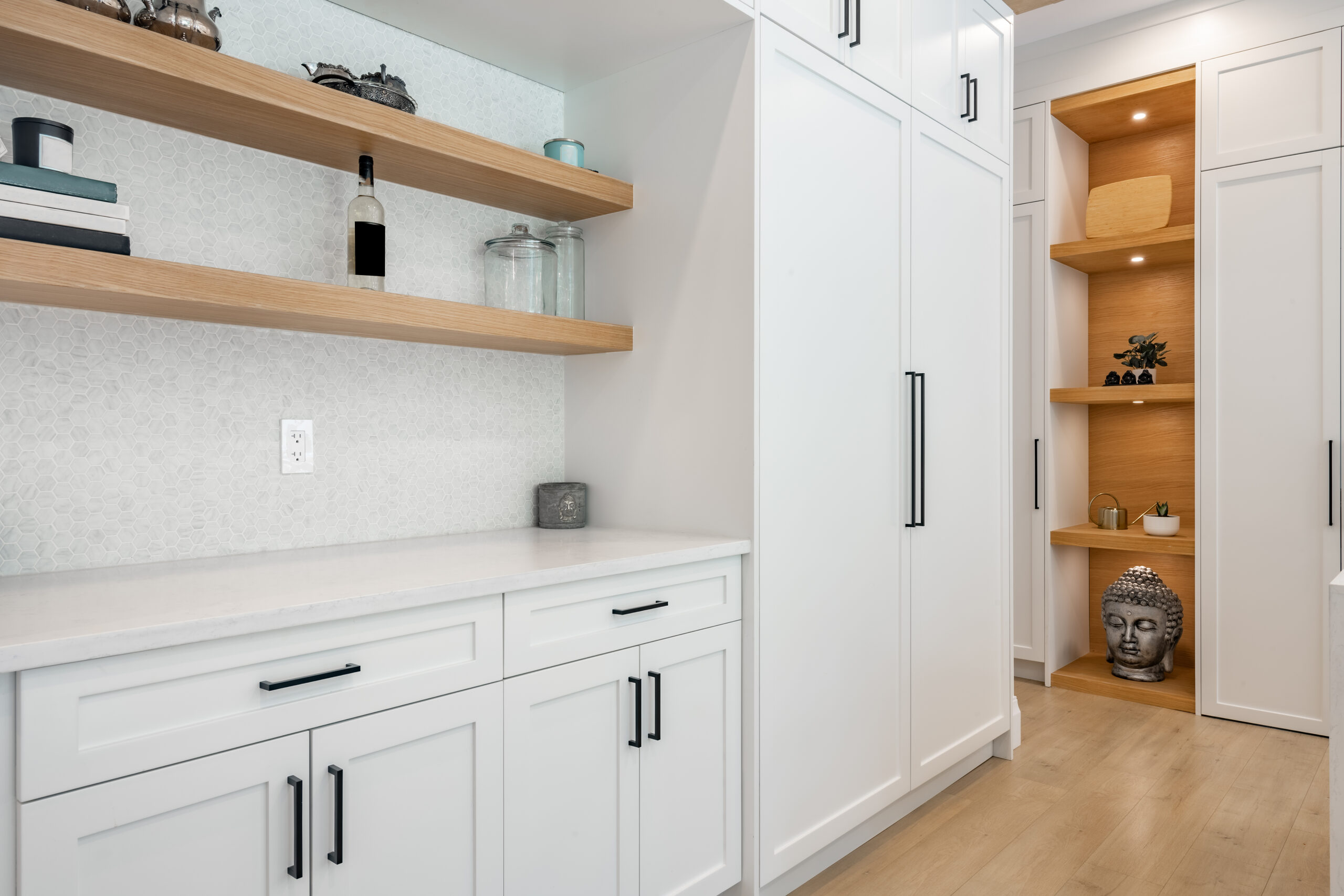 Pantry and coffee bar