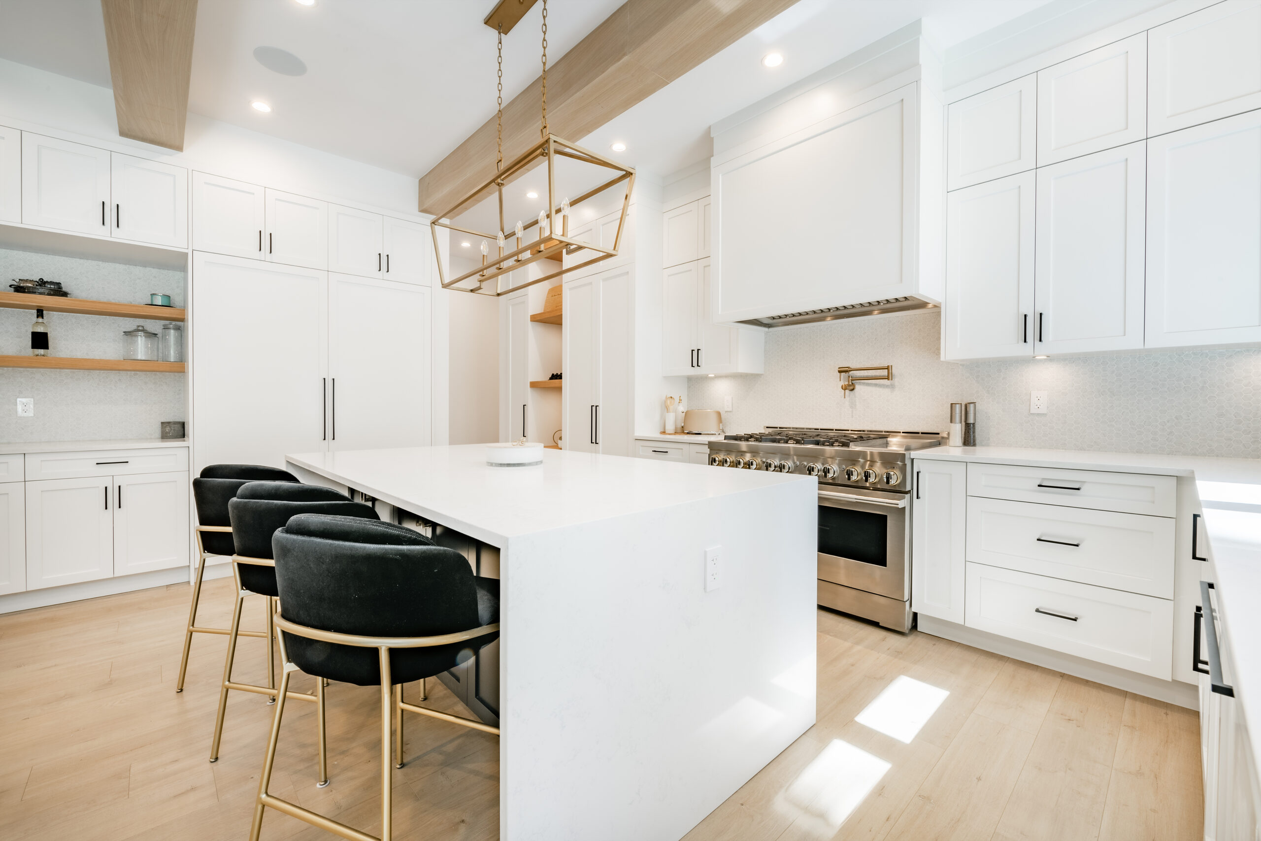 Kitchen island