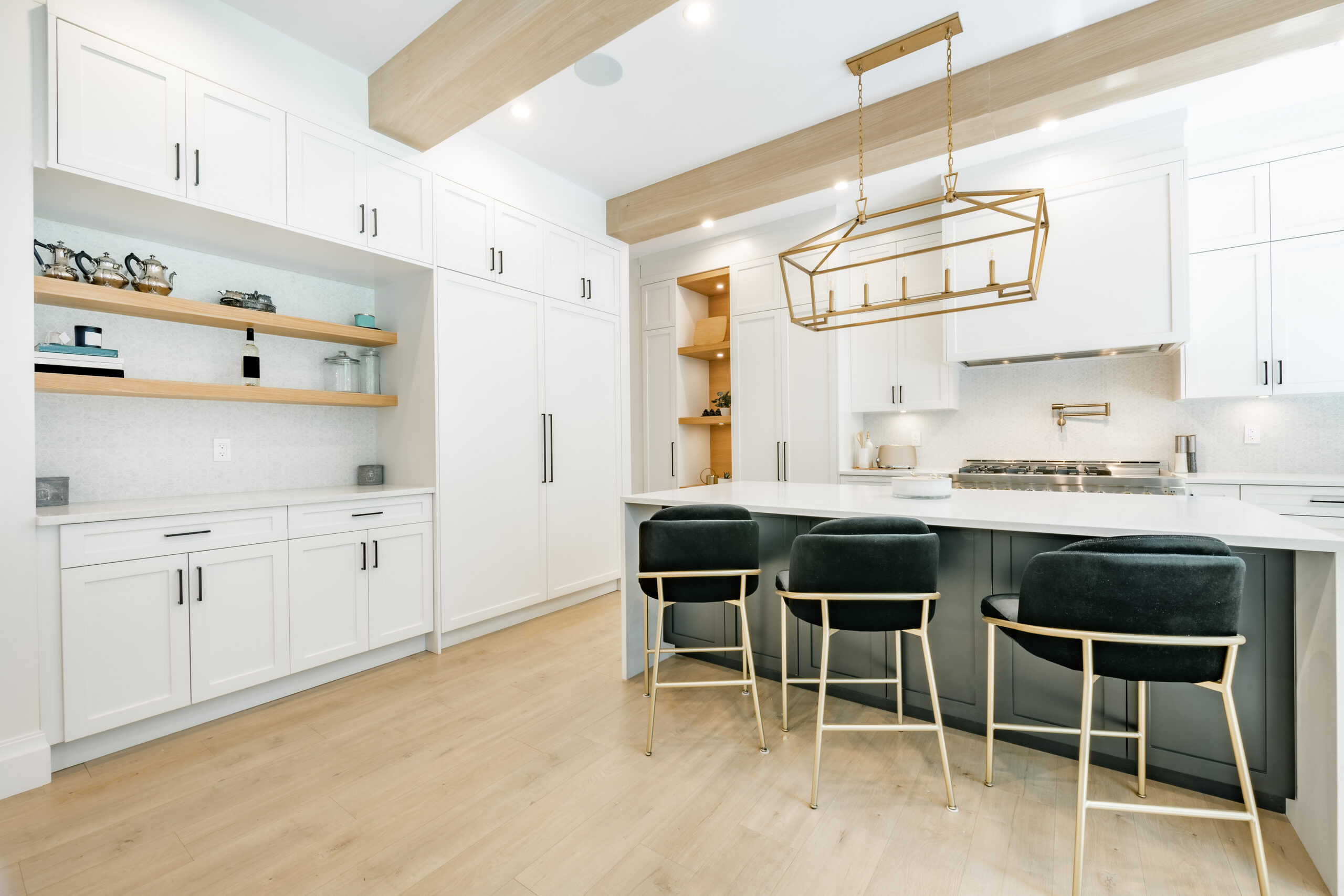 Kitchen and bar seating