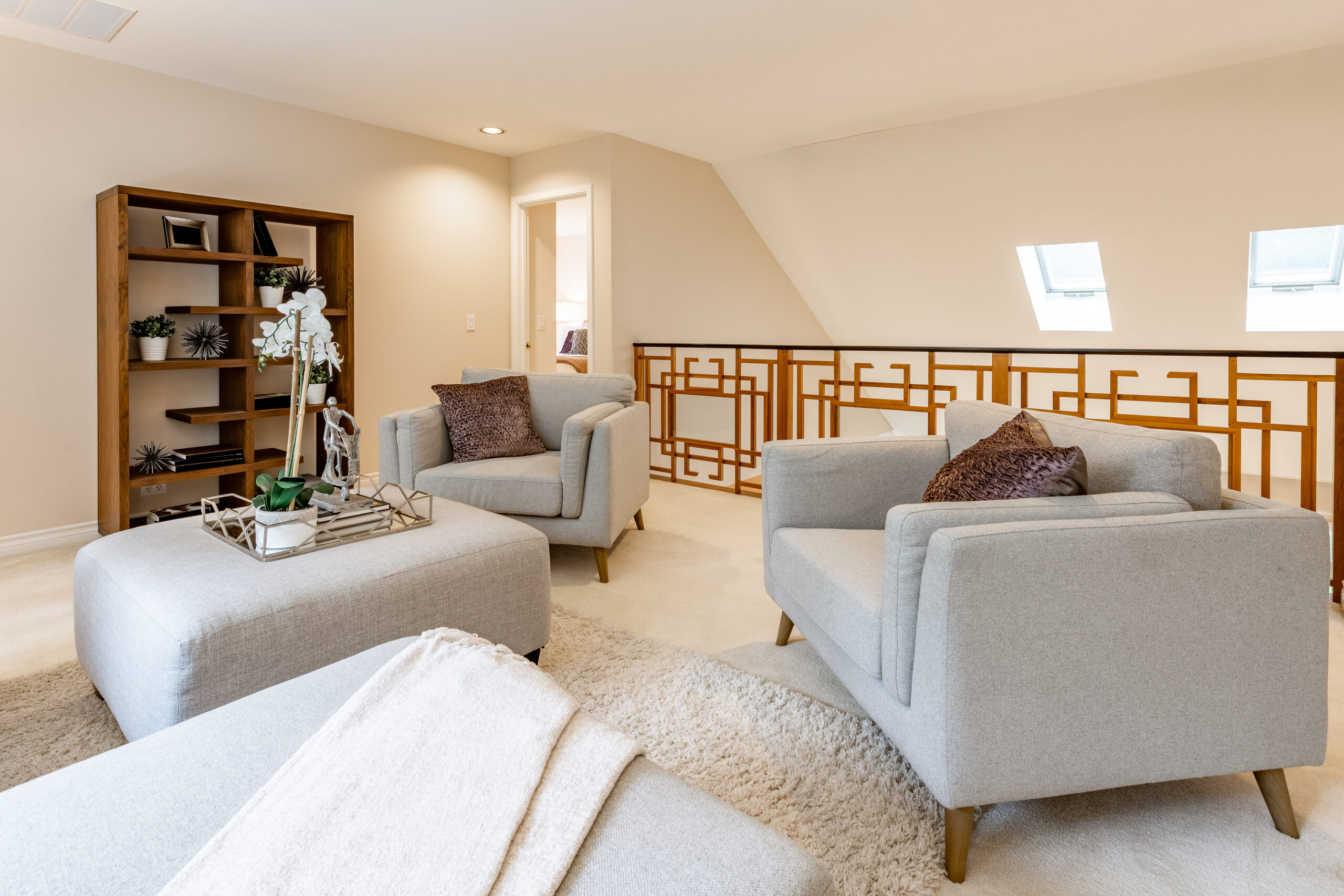 Upper loft retreat