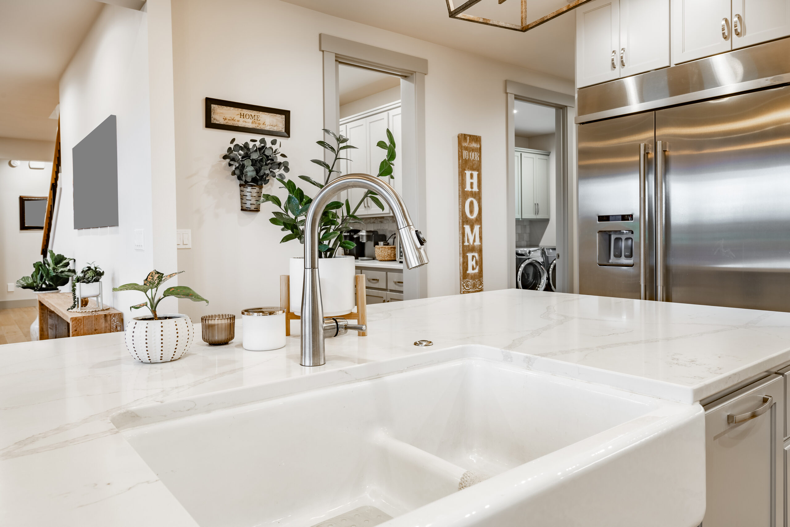 Farmhouse sink