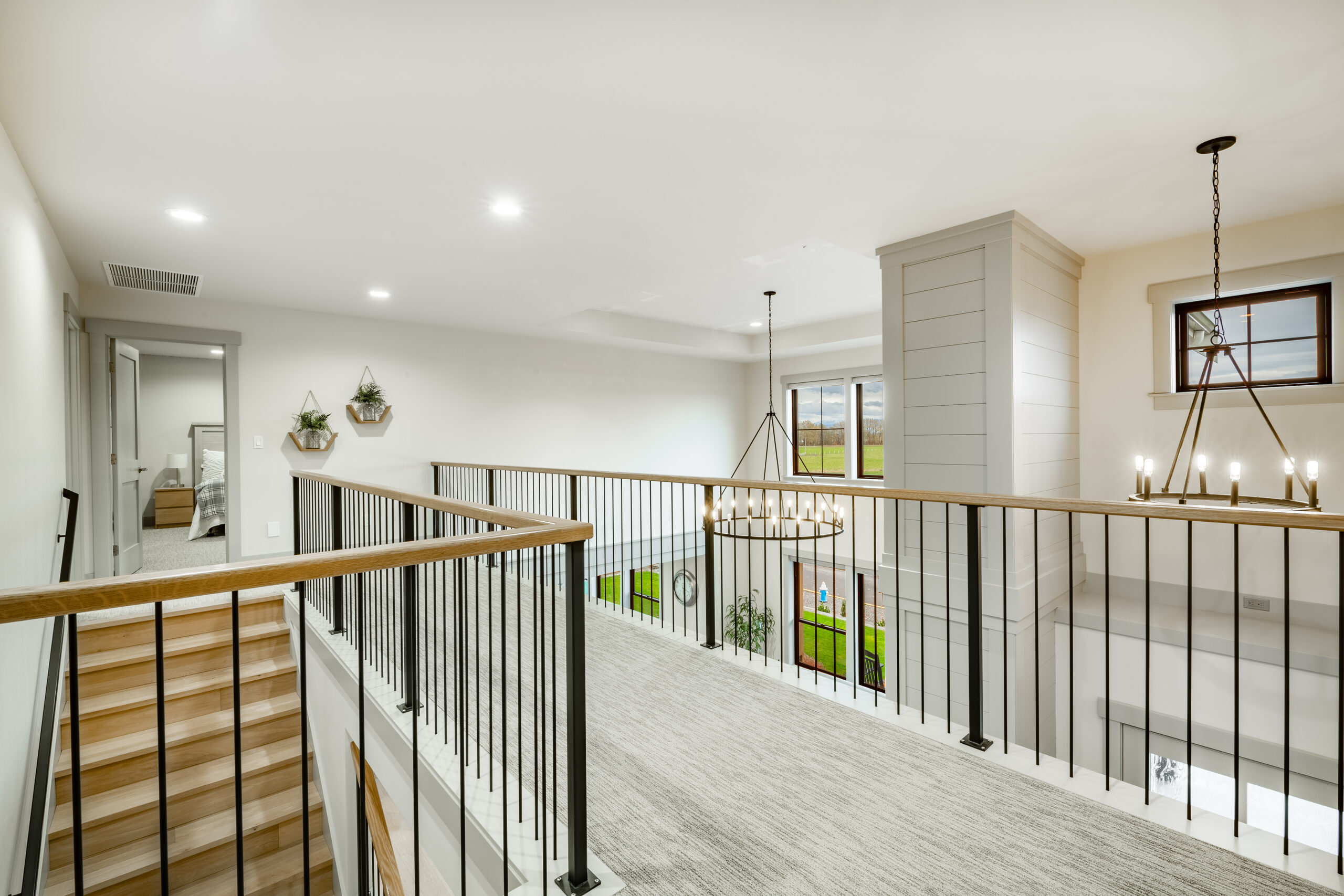 Upstairs landing overlook