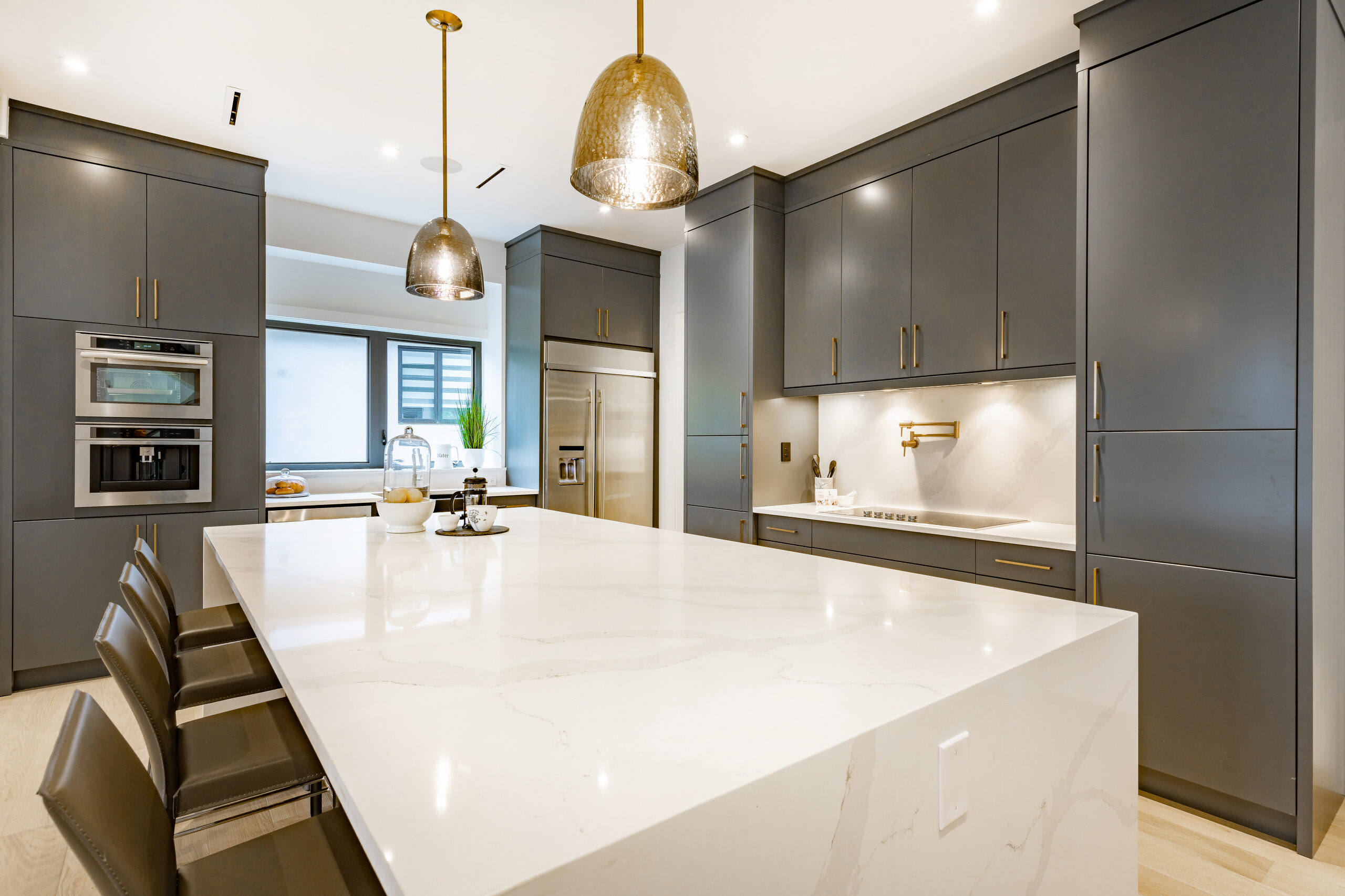 Kitchen island